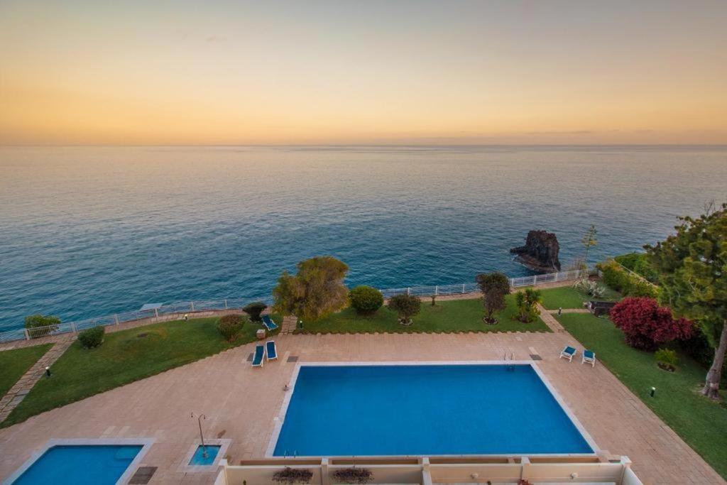 Sunny Getaway In Funchal Apartment Exterior photo